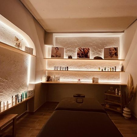 Spongia Hotel Suites & Spa Myrties Eksteriør bilde